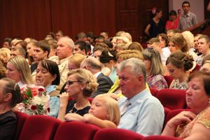 Великолуких выпускников наградили (ФОТО)