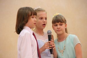 В школе №13 чествовали вчерашних учеников начальной школы (ФОТО)