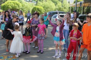 День защиты детей отпраздновали В Великих Луках (фото)