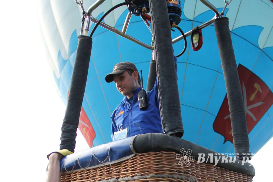 Открытие 19-й Международной встречи воздухоплавателей в Великих Луках