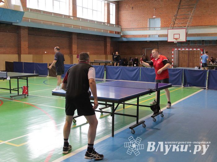 В Великих Луках прошел Кубок области по настольному теннису (фото)
