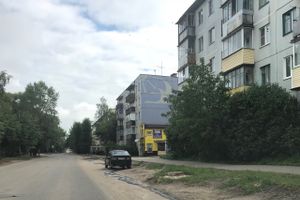 Предприятие в Великих Луках сливает на дорогу (ФОТО)