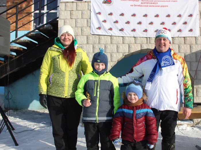 Команда железнодорожников из Великих Лук заняла первое место в соревновании по подледному рыболовству (ФОТО)