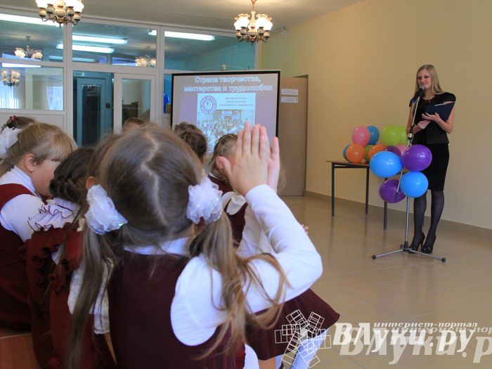 Великолукских лицеистов посвятили в «Маленькие мастера»