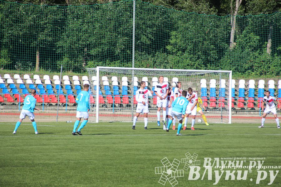 В Великих Луках состоялся матч «Луки-Энергия» — «Звезда» (Санкт-Петербург)