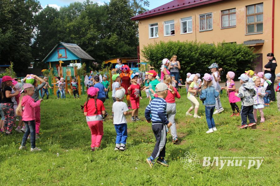 В детском саду встретили День семьи, любви и верности