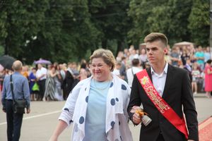 Великолукской «Бригантине» пришлось поплавать под дождём (ФОТО)
