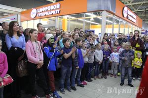 В ТЦ «Апельсин» прошла весенняя ночь распродаж