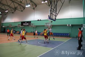 Команды ВЛГАФК стали лучшими на Чемпионате города по баскетболу (фото)