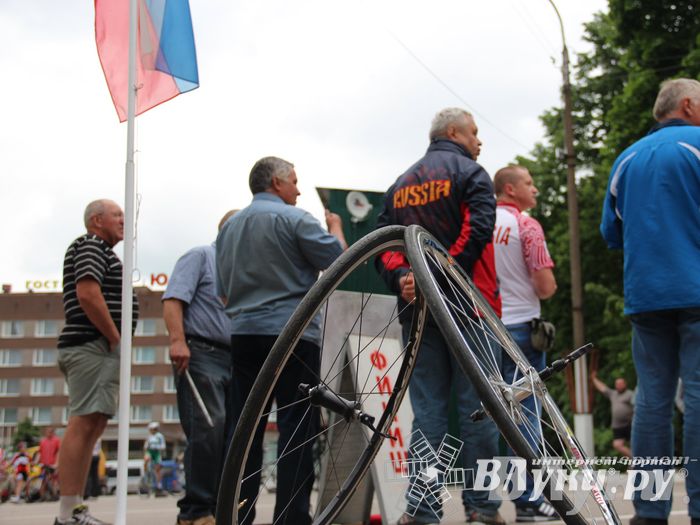 Гонка-критериум по велосипедному спорту