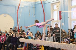 Соревнования по гимнастике посвятили освобождению Великих Лук