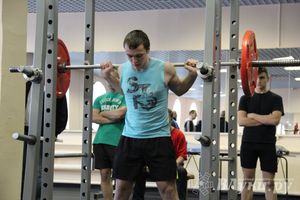 Соревнования по пауэрлифтингу прошли в Великих Луках (фото)