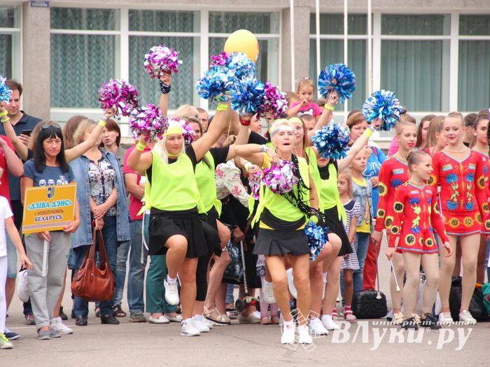 Лучшие мажоретки и барабанщицы награждены (ФОТО)