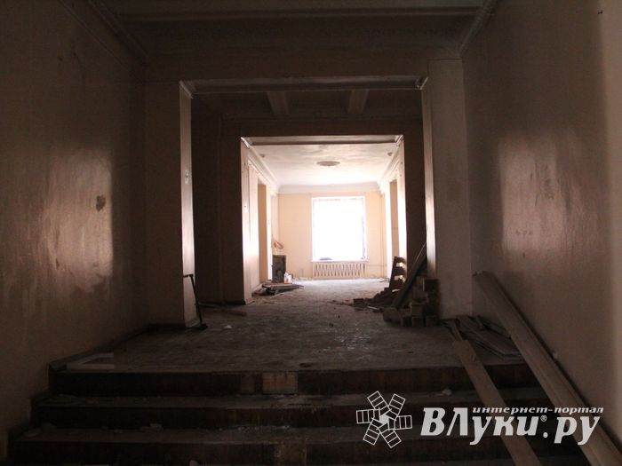 В театре не могут быть пластиковые окна... (фото)