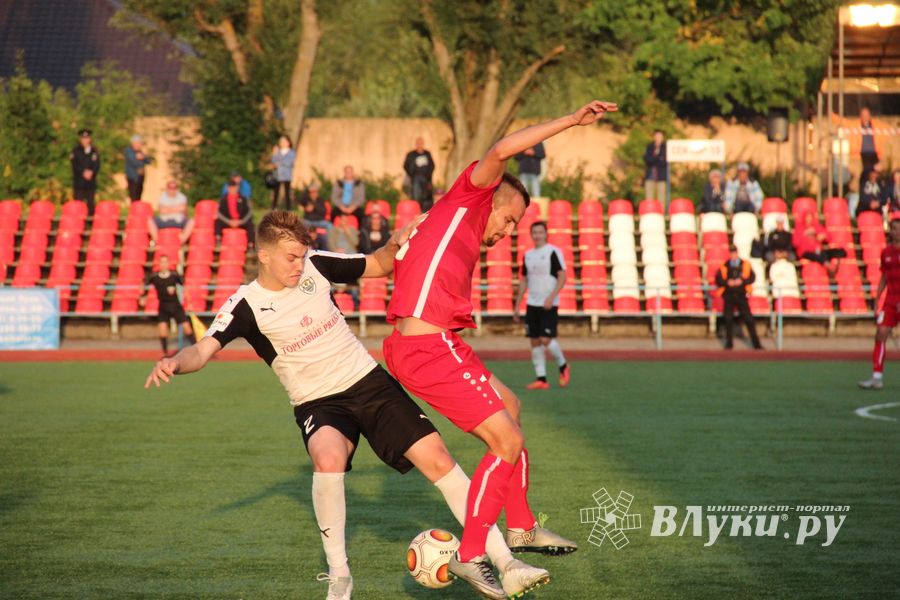 «Луки-Энергия» сыграла вничью в матче 4-го тура (ФОТО)