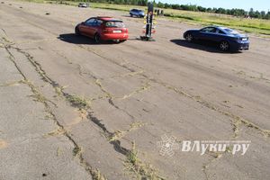 В Великих Луках прошел I этап Открытого чемпионата г. Великие Луки по Drag Racing (фото)