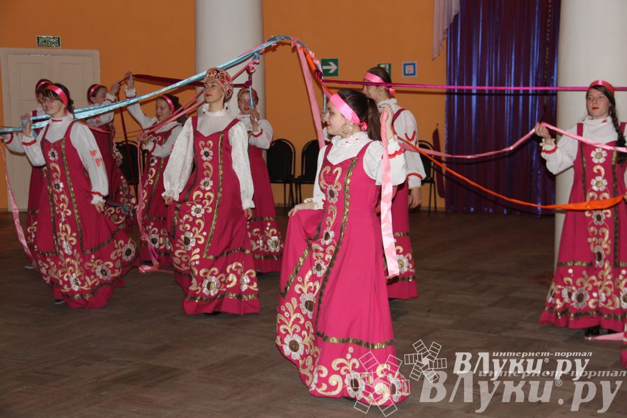 В ДК  им. Ленина состоялся открытый урок «Уличного театра» (фото)