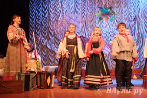  Рождественский концерт ансамбля «Заряница» прошел в Великих Луках (фото)