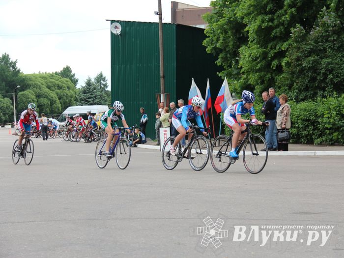 Гонка-критериум по велосипедному спорту