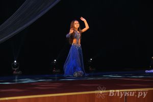 В ДК ЛК прошел музыкально-танцевальный спектакль «Босиком по млечному пути» (фото)