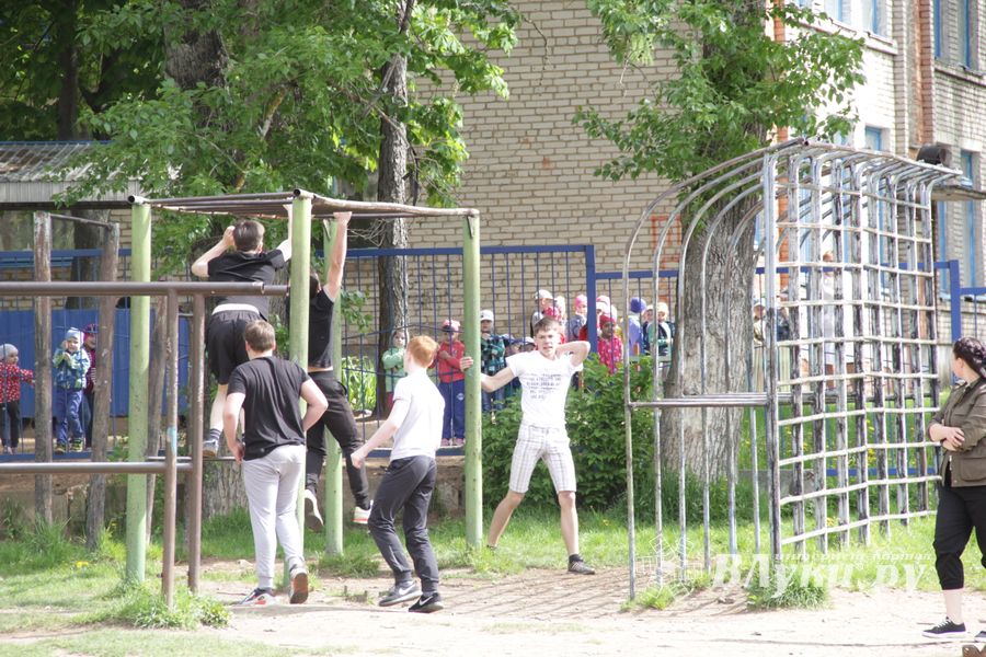 В 10 лицее прошла игра «Освобождение заложников» (ФОТО)