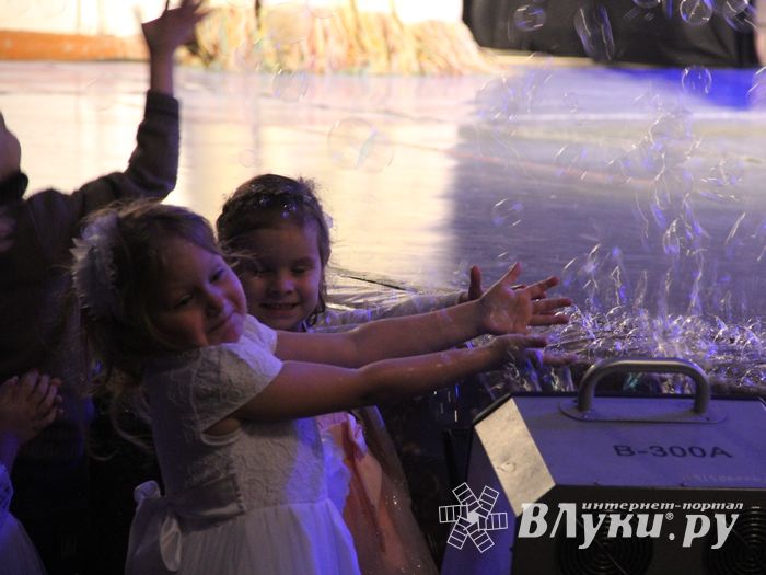 В ГДК им. Ленина встречают Новый год (ФОТО)