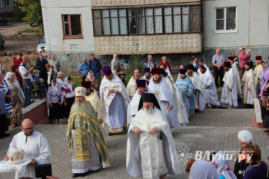 Освящение Храма святителя Тихона, Патриарха Всероссийского, святых Новомучеников и Исповедников Российских (ФОТО)