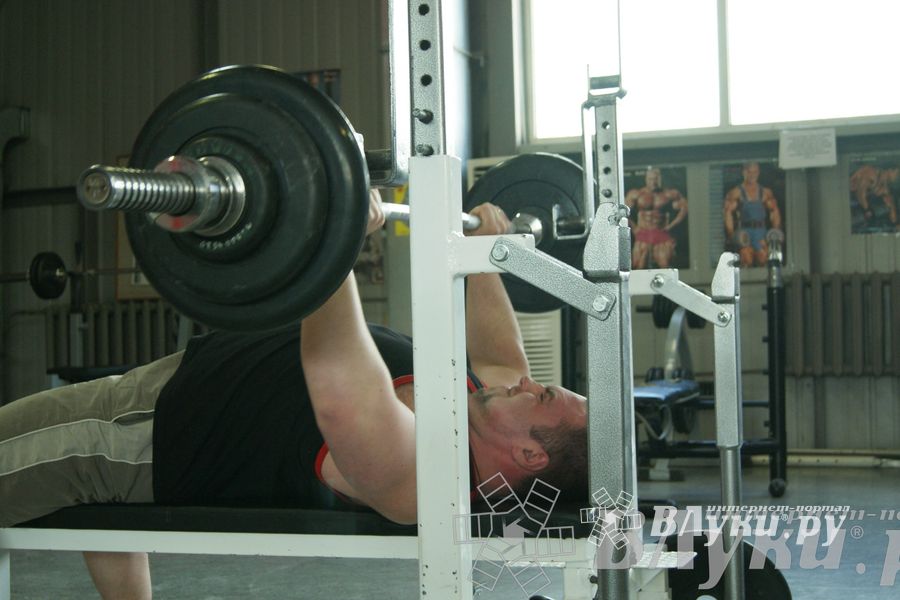 Соревнования по Русскому жиму штанги