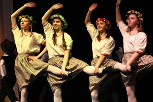 «Великолукская Веснянка» на сцене ДК ЛК