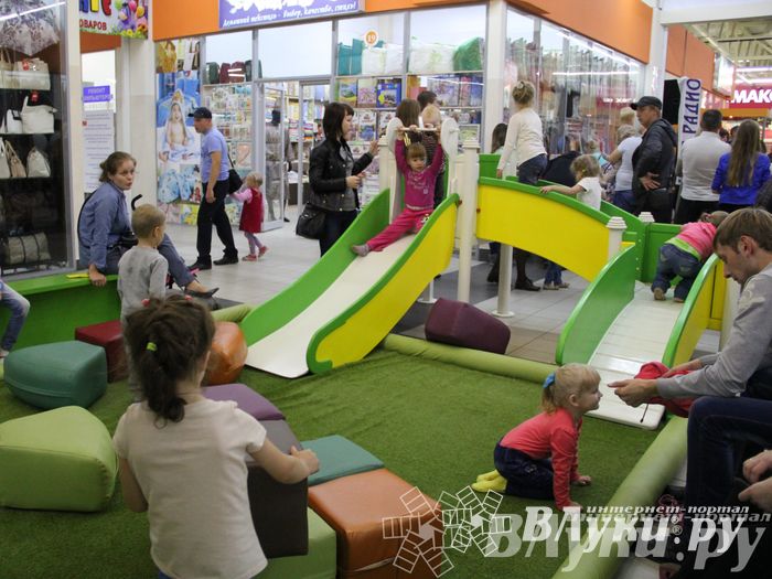 Торговый центр «Апельсин» отметил День рождения