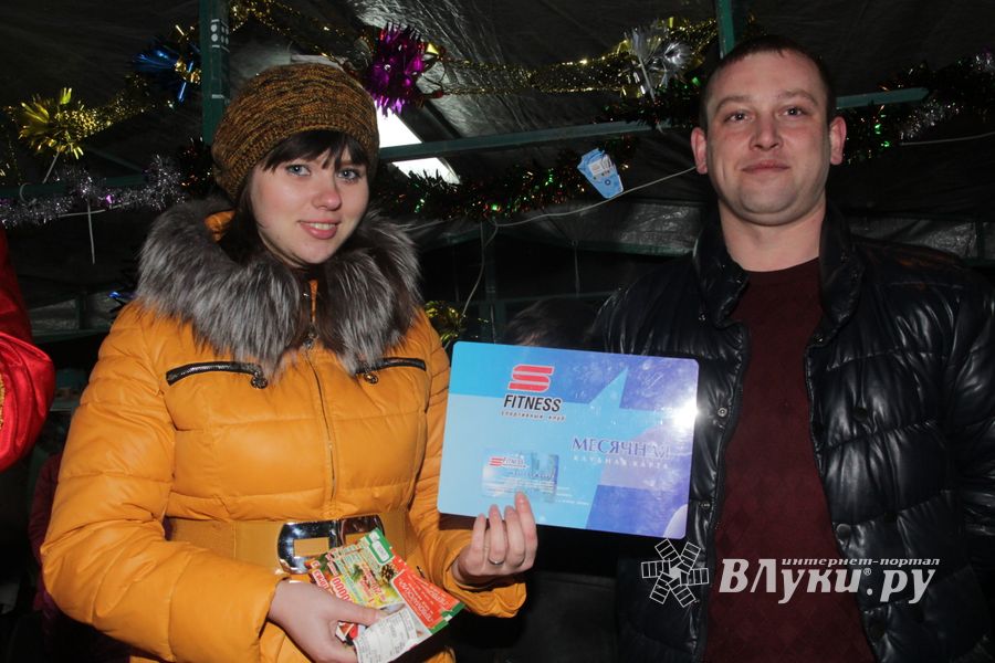 Великие Луки к встрече Нового года готовы (ФОТО)