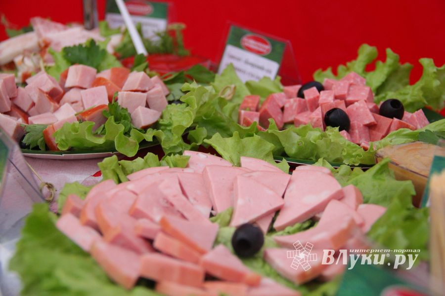 ВЛуки.ру выяснили, какую продукцию «Великолукского мясокомбината» любят покупатели (ФОТО)