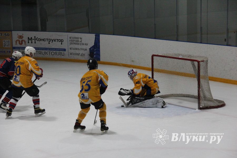ХК «Луки-Экспресс» обошла псковскую «Гвардию» по буллитам (ФОТО)