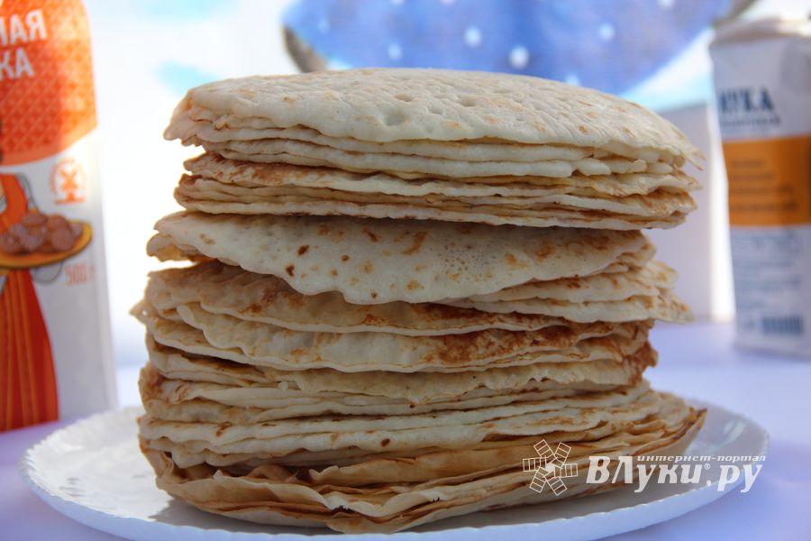 Масленичные гуляния прошли в Великих Луках (ФОТО)