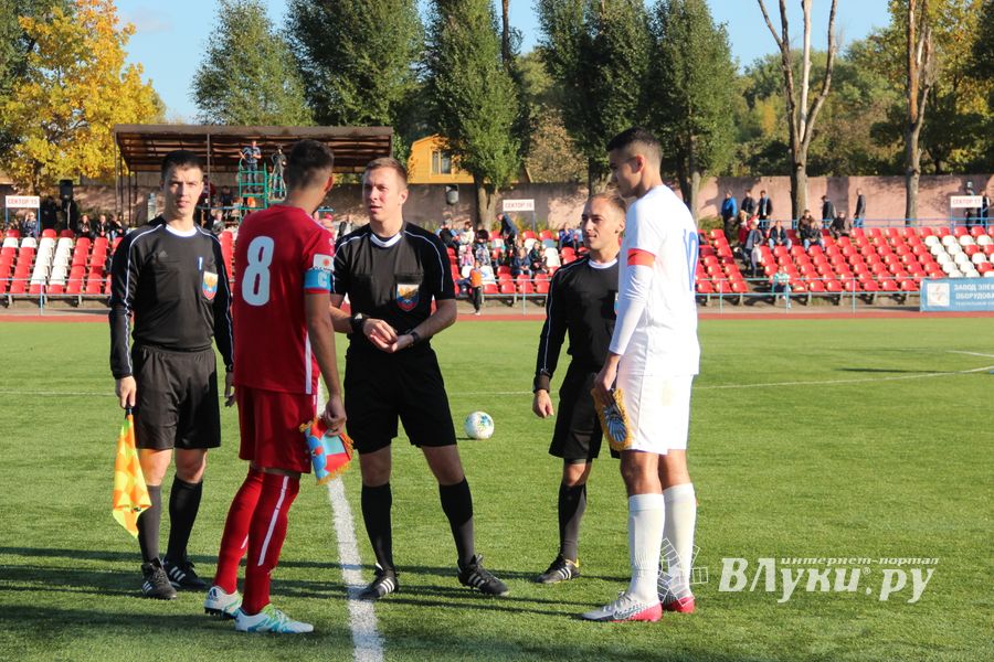 Обидный гол в воротах «Луки-Энергии» (ФОТО)