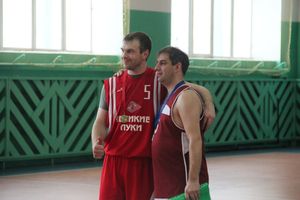 Великолучане стали победителями межрегионального турнира ветеранов баскетбола (ФОТО)