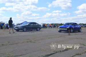 В Великих Луках прошел I этап Открытого чемпионата г. Великие Луки по Drag Racing (фото)