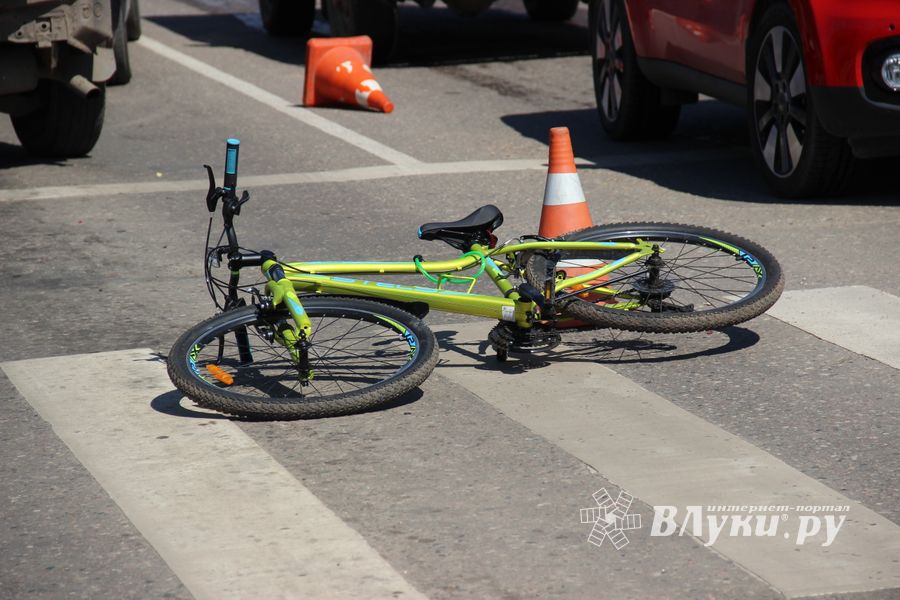 ДТП возле Смоленского рынка (ФОТО)