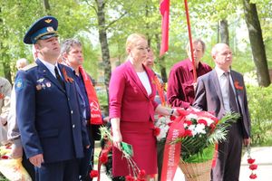 В Великих Луках прошел торжественный митинг в честь 9 мая (ФОТО)