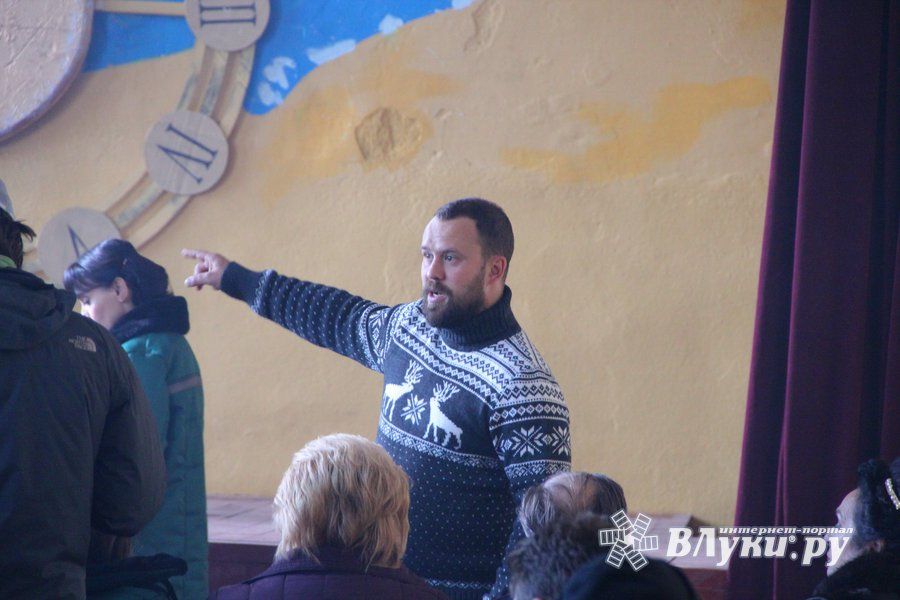 Сегодня в широкий прокат выходит мелодрама «Жги!», на съёмкох которой, в Невельской колонии, побывали ВЛуки.ру (ВИДЕО, ФОТО)