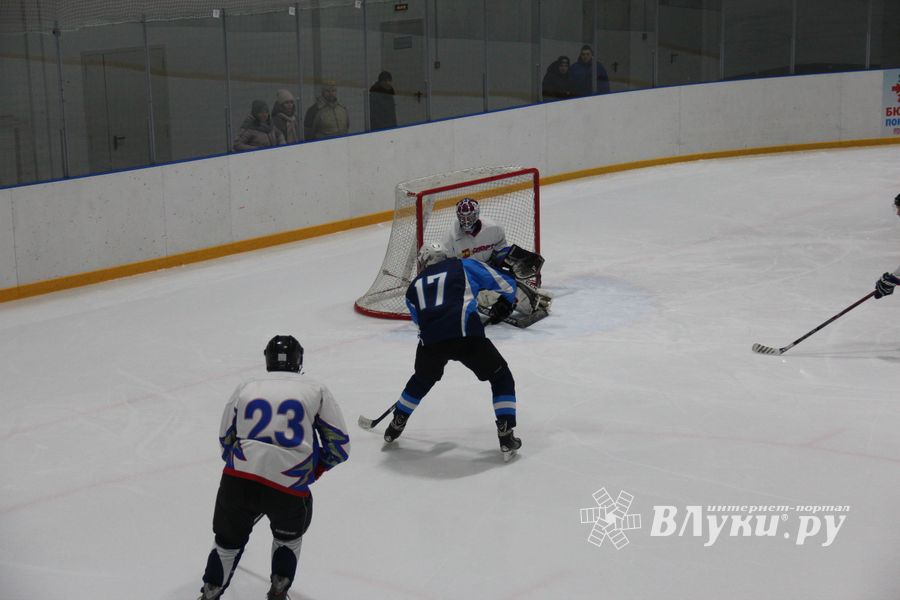 К «ЛукиСпорт» уступил с разницей в одну шайбу (ФОТО)