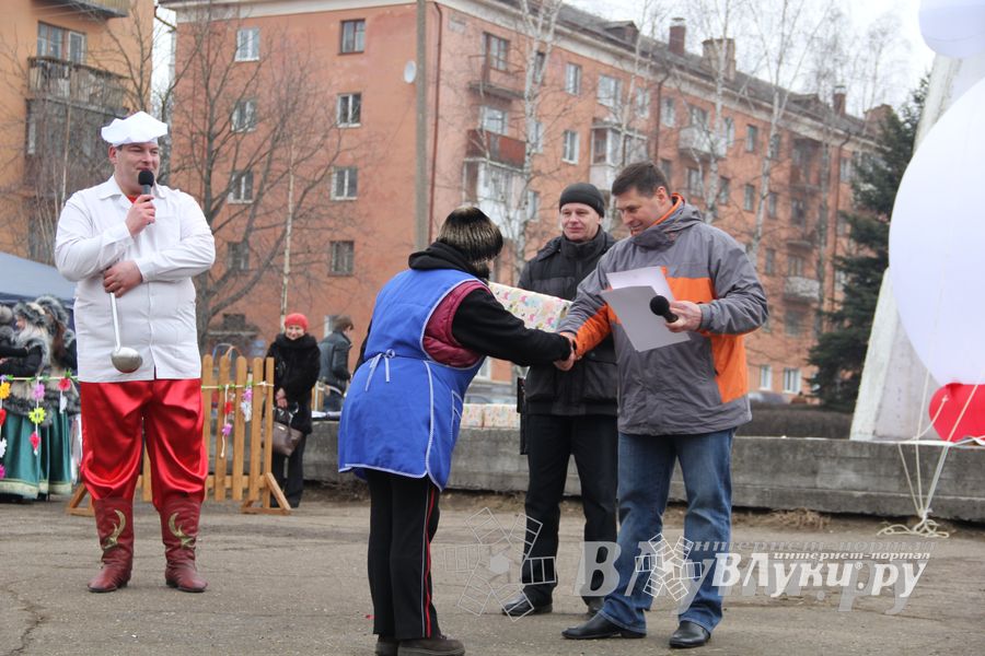 Гуляния широкой великолукской Масленицы