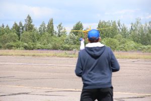 В Великих Луках проходит 7-й Фестиваль авиамодельного спорта (ФОТО)