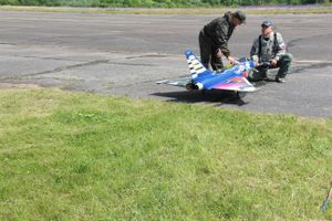 В Великих Луках проходит 7-й Фестиваль авиамодельного спорта (ФОТО)