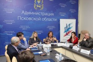 Представители 14 регионов России приехали в Псков на семинар по организации молодежных культурно-просветительских инициатив (фото)