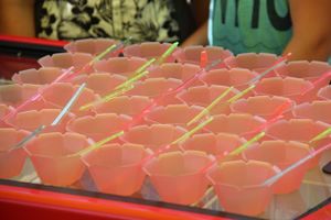 В городском парке Великих Лук прошёл День мороженого