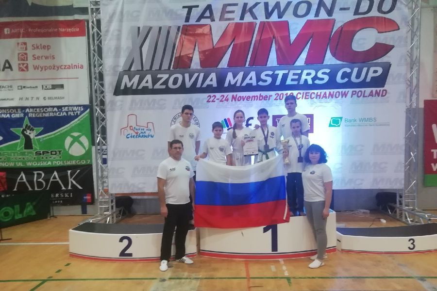 Великолучане завоевали награды на турнире по тхэквондо в Польше (ФОТО)