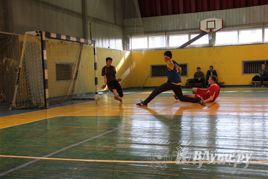 Молодёжный турнир по футболу среди любительских команд города