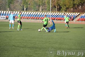 Футбольный матч «Луки-Энергия» — «Карелия» (фото)