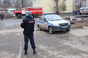 Спецслужбы проверили подозрительный предмет в Великих Луках (ФОТО)